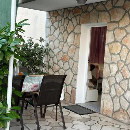 Apartment Tonka - 150 M From Jelsa (Hvar)