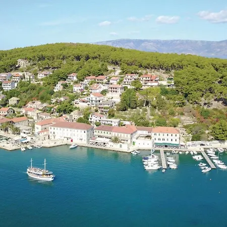 Tonka - 150 M From * Jelsa (Hvar)